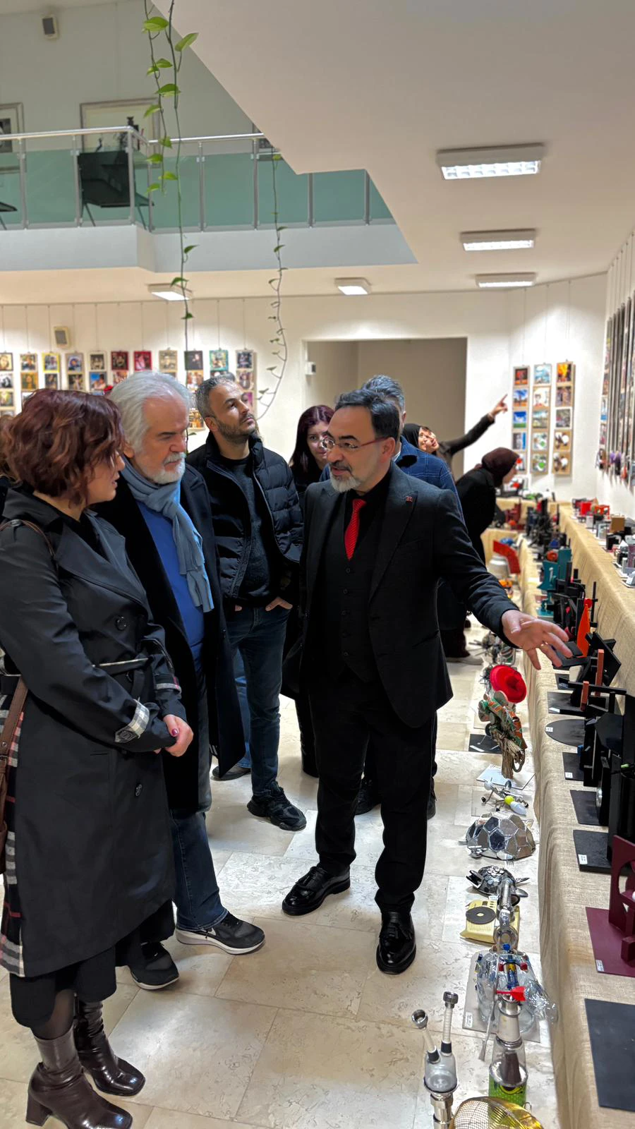 İlişkiler Sergisi